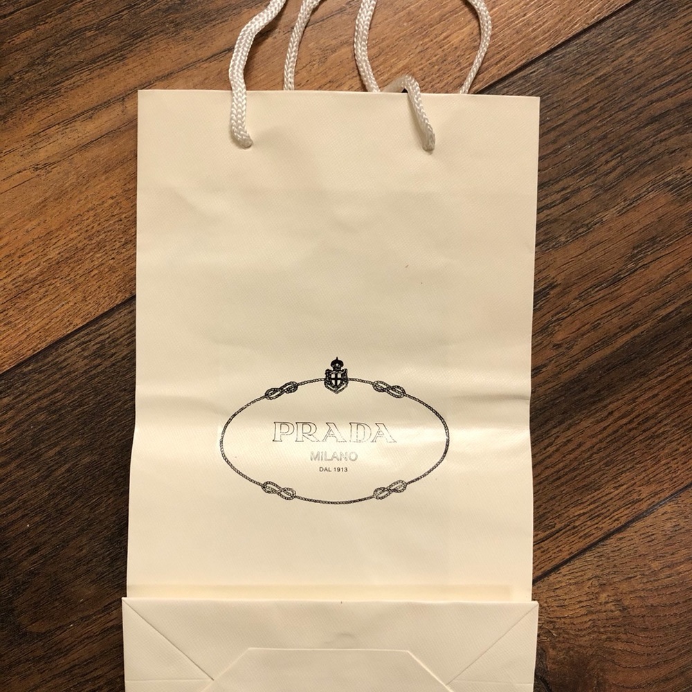 PRADA Paper Bag - Picture 2 of 3